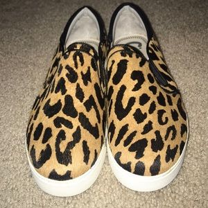 NEVER WORN Sam Edelman slide on sneakers